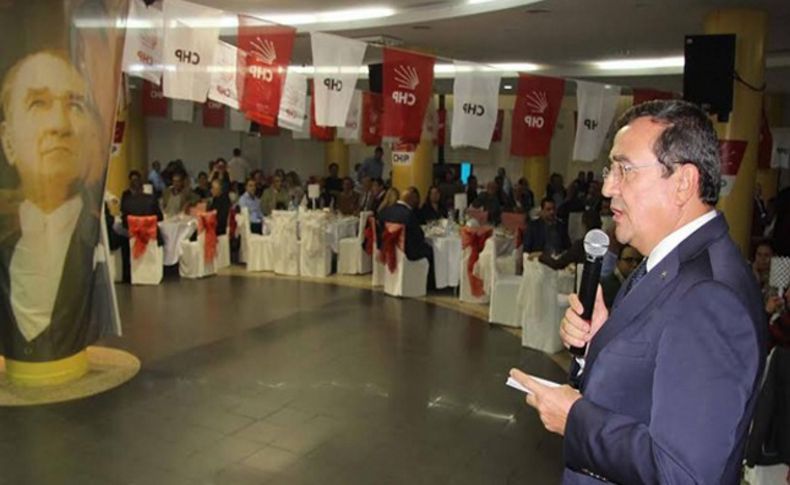 CHP Narlıdere Türkiye ikinciliğini kutladı
